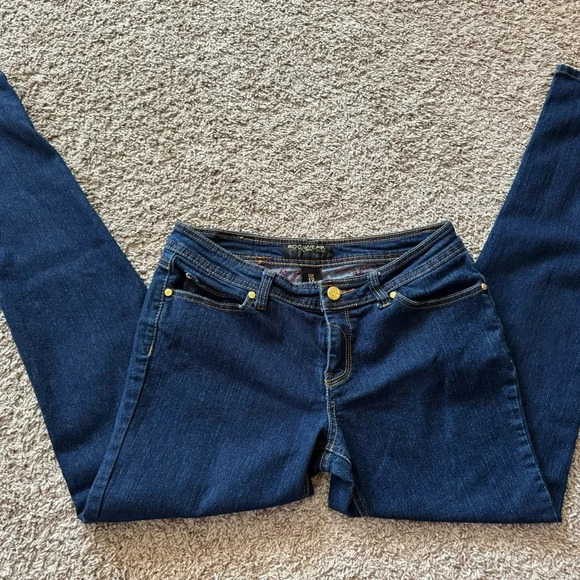 Rocawear Women's Straight Leg Embroidered Back Pocket Dark Wash Jeans Size 13 - Picture 3 of 6